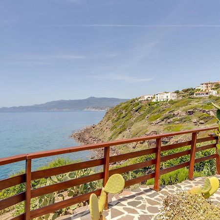 La Terrazza Sul Mare Villa Magomadas Exteriör bild